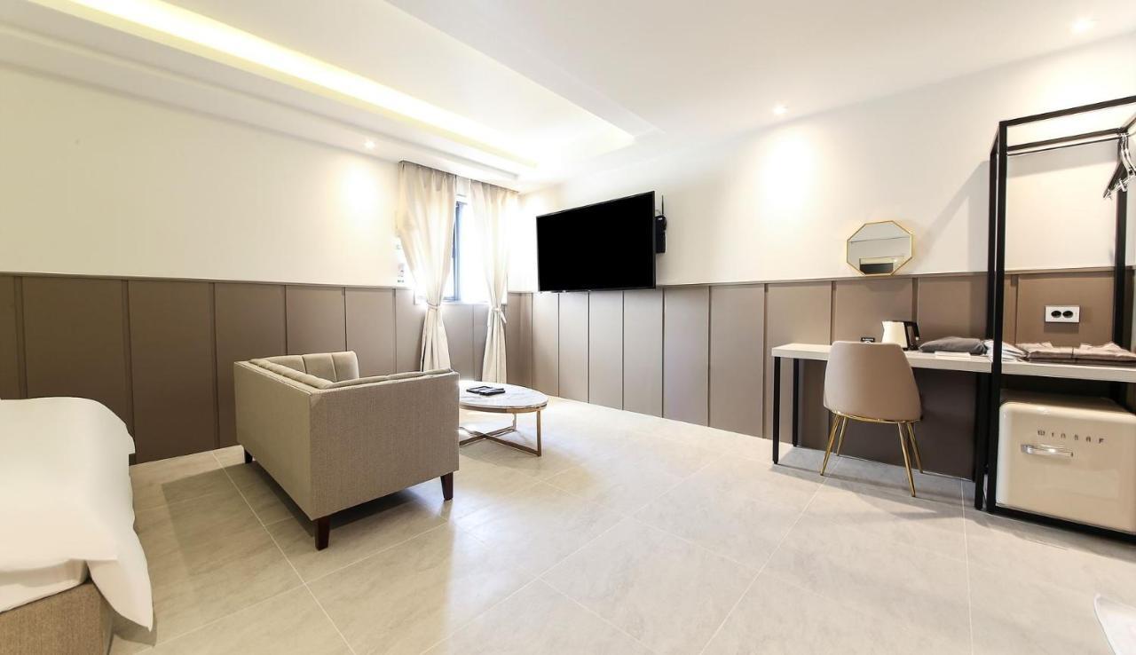 H Moment Hotel Songjeong Busan Exteriör bild